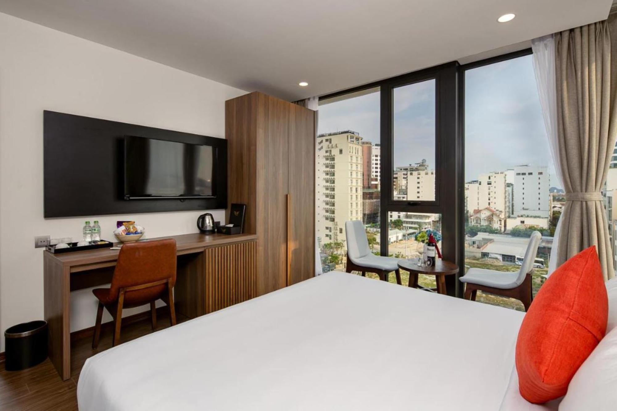 Amunra Ocean Hotel Da Nang Exterior photo
